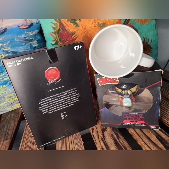 New Stranger Things Collectables Lot - Picture 4 of 4